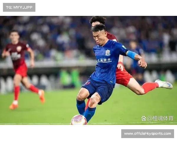 老将于汉超撑起申花体系 经验成支柱但年龄隐忧待解